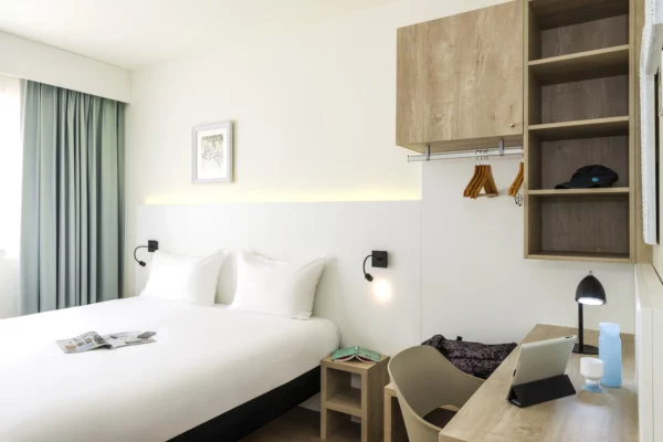 Ibis Styles Nieuwpoort kamer dubbel bed